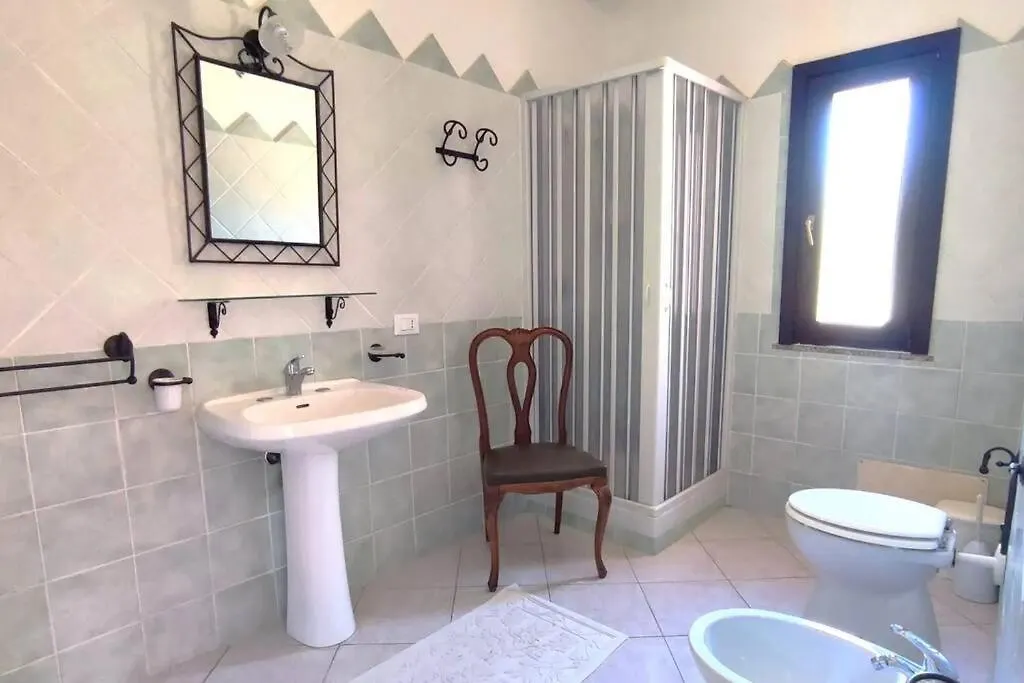 Villa Susy Solanas -Iun R5389 Italien